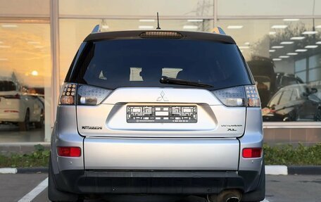 Mitsubishi Outlander III рестайлинг 3, 2008 год, 850 000 рублей, 5 фотография