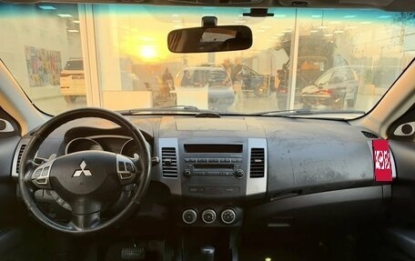 Mitsubishi Outlander III рестайлинг 3, 2008 год, 850 000 рублей, 7 фотография