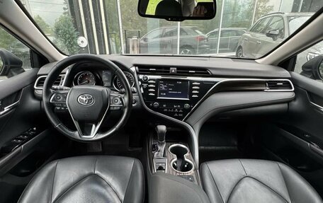 Toyota Camry, 2021 год, 2 199 000 рублей, 13 фотография