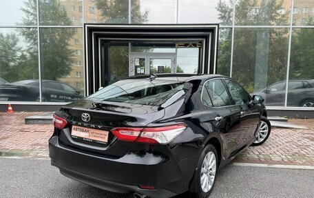 Toyota Camry, 2021 год, 2 199 000 рублей, 7 фотография