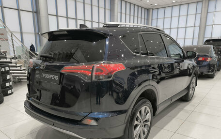 Toyota RAV4, 2019 год, 2 850 000 рублей, 9 фотография