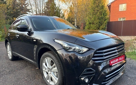 Infiniti FX II, 2013 год, 1 700 000 рублей, 3 фотография