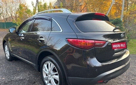 Infiniti FX II, 2013 год, 1 700 000 рублей, 6 фотография