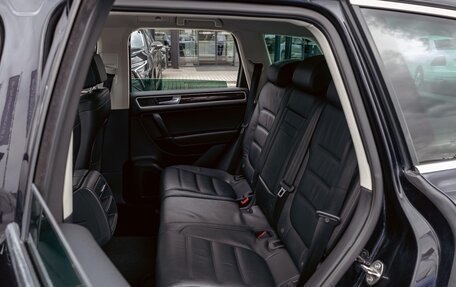 Volkswagen Touareg III, 2016 год, 2 495 000 рублей, 17 фотография