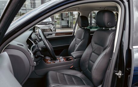 Volkswagen Touareg III, 2016 год, 2 495 000 рублей, 28 фотография