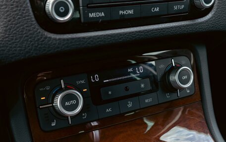 Volkswagen Touareg III, 2016 год, 2 495 000 рублей, 32 фотография