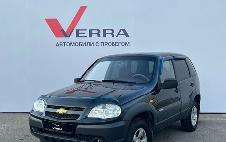 Chevrolet Niva I рестайлинг, 2010 год, 440 000 рублей, 3 фотография