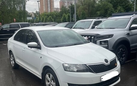 Skoda Rapid I, 2014 год, 800 000 рублей, 3 фотография