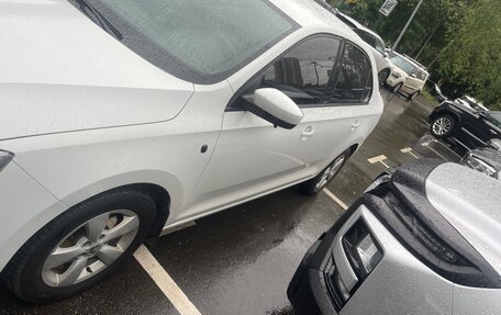 Skoda Rapid I, 2014 год, 800 000 рублей, 13 фотография