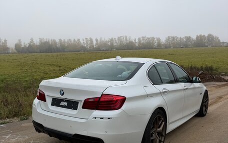 BMW 5 серия, 2013 год, 1 550 000 рублей, 3 фотография