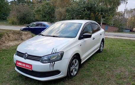 Volkswagen Polo VI (EU Market), 2010 год, 700 000 рублей, 1 фотография