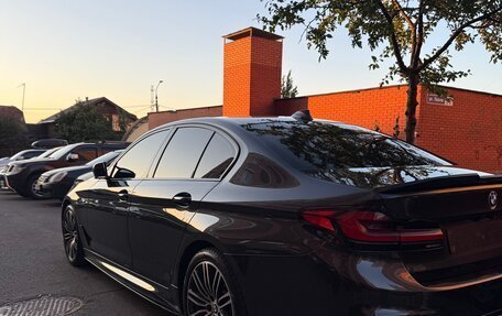 BMW 5 серия, 2019 год, 4 400 000 рублей, 4 фотография