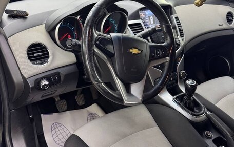 Chevrolet Cruze II, 2012 год, 530 000 рублей, 8 фотография