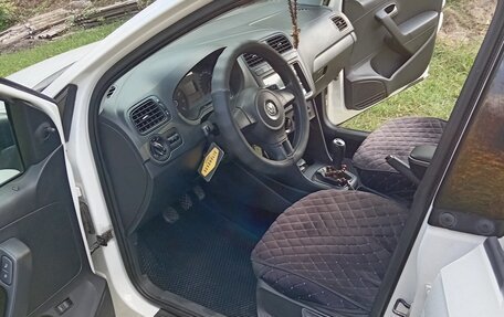 Volkswagen Polo VI (EU Market), 2010 год, 700 000 рублей, 11 фотография