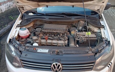 Volkswagen Polo VI (EU Market), 2010 год, 700 000 рублей, 19 фотография