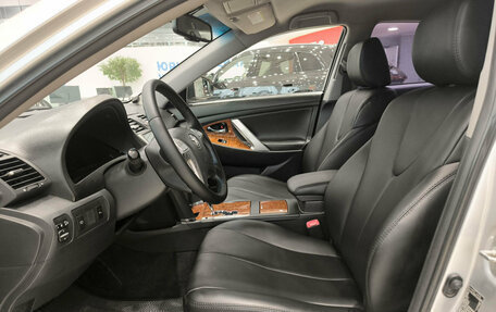 Toyota Camry, 2011 год, 1 050 000 рублей, 16 фотография