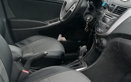 Hyundai Solaris II рестайлинг, 2016 год, 980 000 рублей, 3 фотография