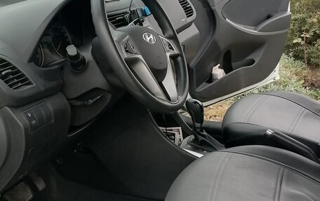 Hyundai Solaris II рестайлинг, 2016 год, 980 000 рублей, 10 фотография