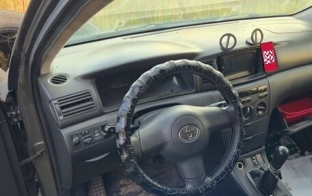 Toyota Corolla, 2004 год, 250 000 рублей, 6 фотография