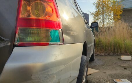 Toyota Corolla, 2004 год, 250 000 рублей, 11 фотография
