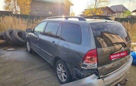 Toyota Corolla, 2004 год, 250 000 рублей, 2 фотография