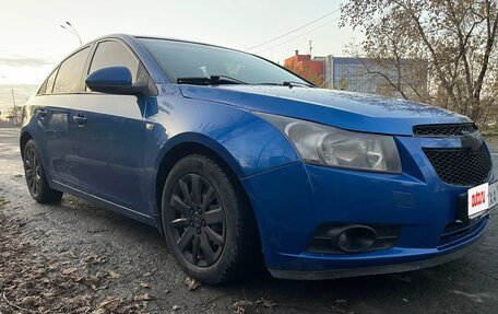 Chevrolet Cruze II, 2011 год, 550 000 рублей, 3 фотография
