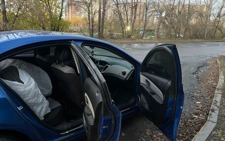 Chevrolet Cruze II, 2011 год, 550 000 рублей, 7 фотография