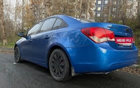 Chevrolet Cruze II, 2011 год, 550 000 рублей, 6 фотография