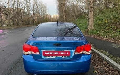 Chevrolet Cruze II, 2011 год, 550 000 рублей, 5 фотография