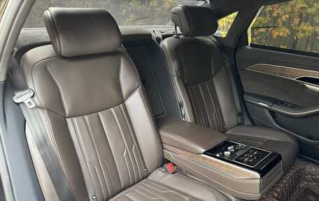 Audi A8, 2019 год, 4 500 000 рублей, 11 фотография