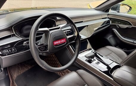 Audi A8, 2019 год, 4 500 000 рублей, 9 фотография