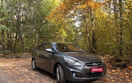 Hyundai Solaris II рестайлинг, 2011 год, 760 000 рублей, 1 фотография