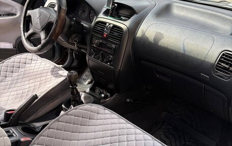 Mitsubishi Carisma I, 2002 год, 280 000 рублей, 7 фотография