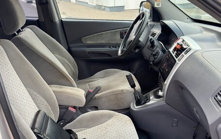 Hyundai Tucson III, 2005 год, 600 000 рублей, 5 фотография
