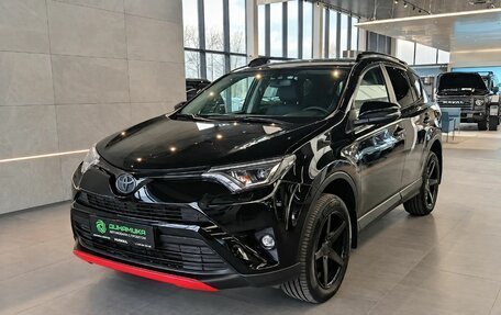 Toyota RAV4, 2018 год, 2 400 000 рублей, 3 фотография