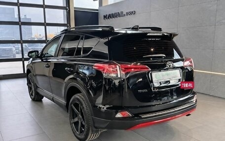 Toyota RAV4, 2018 год, 2 400 000 рублей, 6 фотография