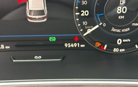 Volkswagen Tiguan II, 2017 год, 3 100 000 рублей, 16 фотография