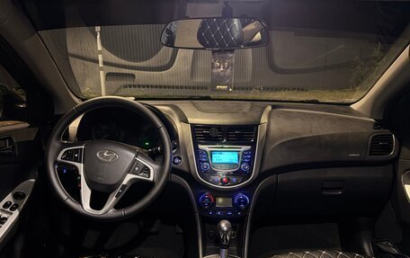 Hyundai Solaris II рестайлинг, 2011 год, 760 000 рублей, 17 фотография