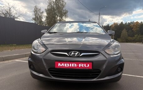 Hyundai Solaris II рестайлинг, 2011 год, 760 000 рублей, 11 фотография