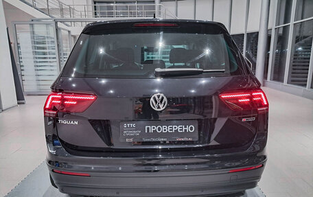 Volkswagen Tiguan II, 2020 год, 3 448 000 рублей, 6 фотография