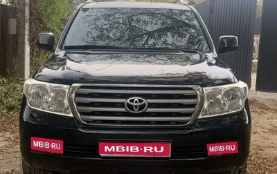 Toyota Land Cruiser 200 рестайлинг 2, 2011 год, 3 300 000 рублей, 1 фотография