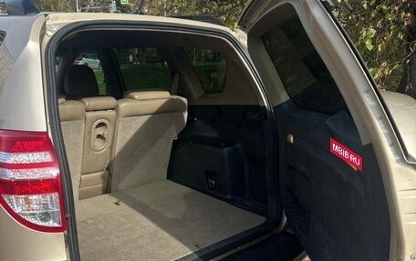 Toyota RAV4, 2011 год, 1 690 000 рублей, 5 фотография