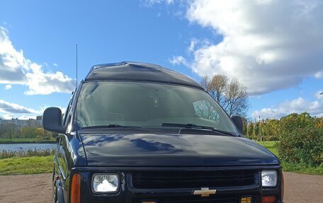 Chevrolet Express II, 2000 год, 1 230 000 рублей, 3 фотография