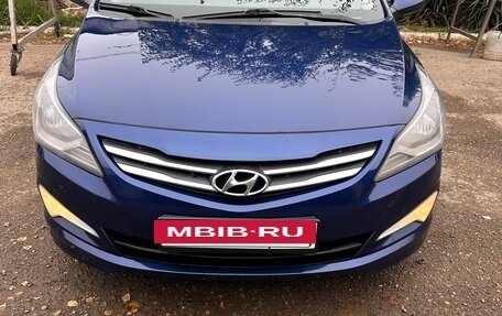 Hyundai Solaris II рестайлинг, 2016 год, 1 100 000 рублей, 3 фотография