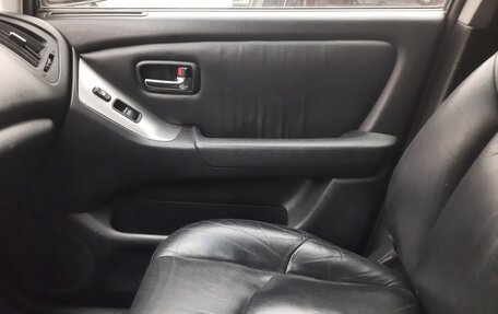 Lexus RX IV рестайлинг, 2001 год, 1 400 000 рублей, 6 фотография