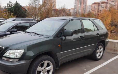 Lexus RX IV рестайлинг, 2001 год, 1 400 000 рублей, 10 фотография