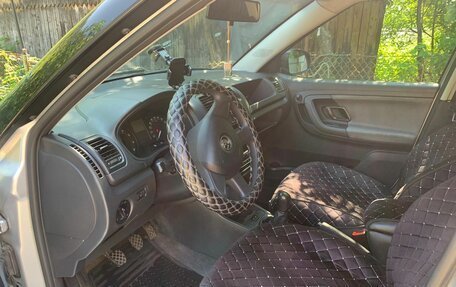 Skoda Fabia II, 2013 год, 400 000 рублей, 6 фотография