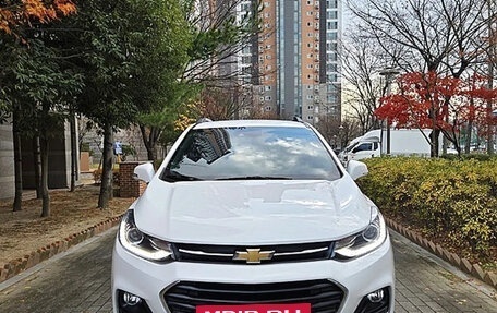 Chevrolet Trax, 2020 год, 1 210 000 рублей, 2 фотография