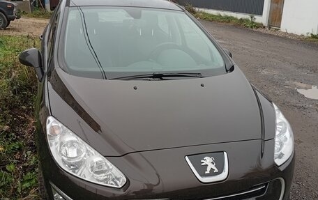 Peugeot 308 II, 2012 год, 595 000 рублей, 2 фотография