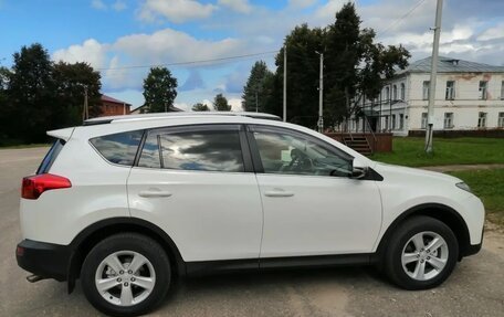 Toyota RAV4, 2013 год, 2 020 000 рублей, 6 фотография